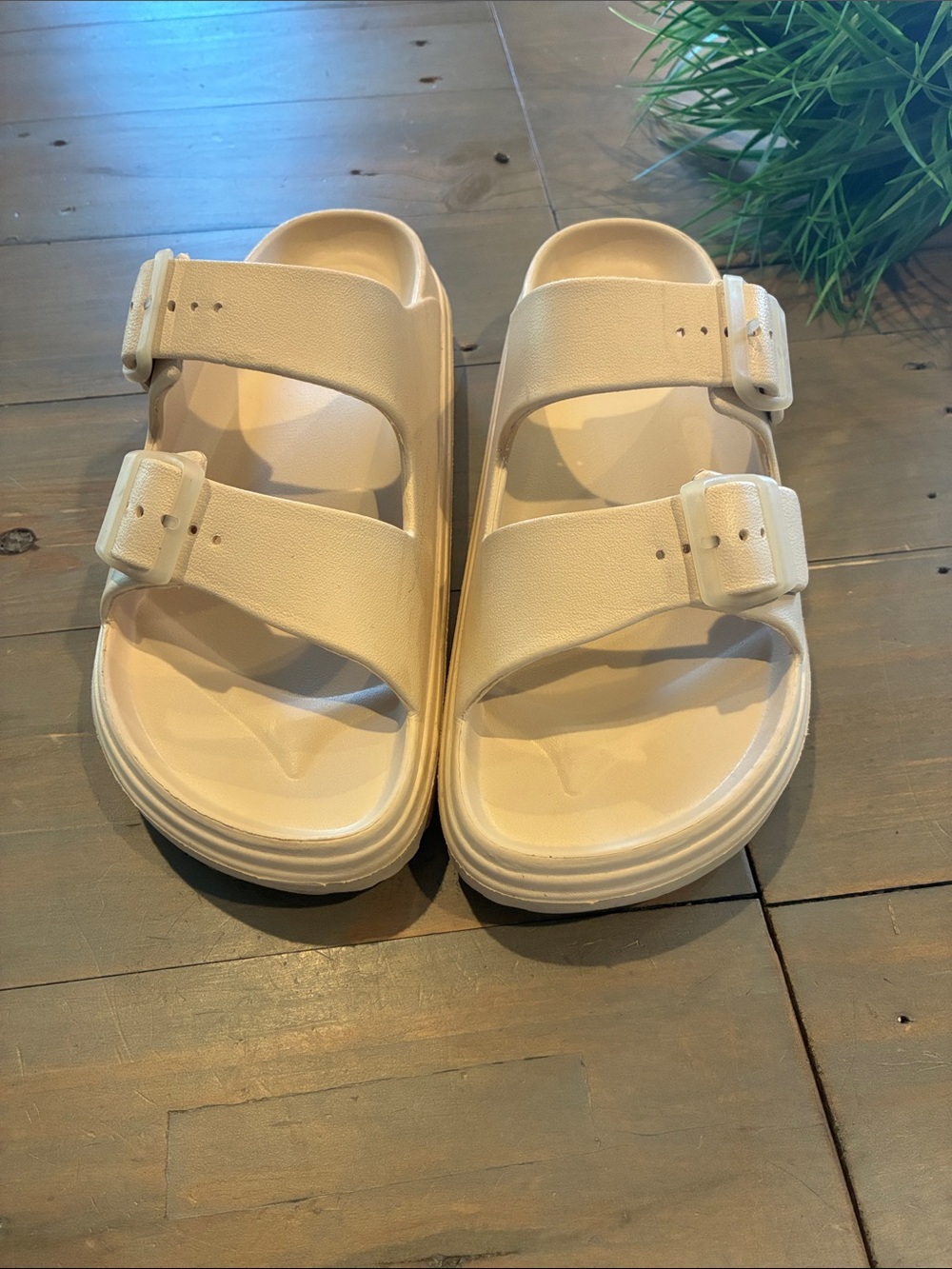 Cream Double Buckle Slide Sandals
Chunky platform style - Picture 2 of 6
